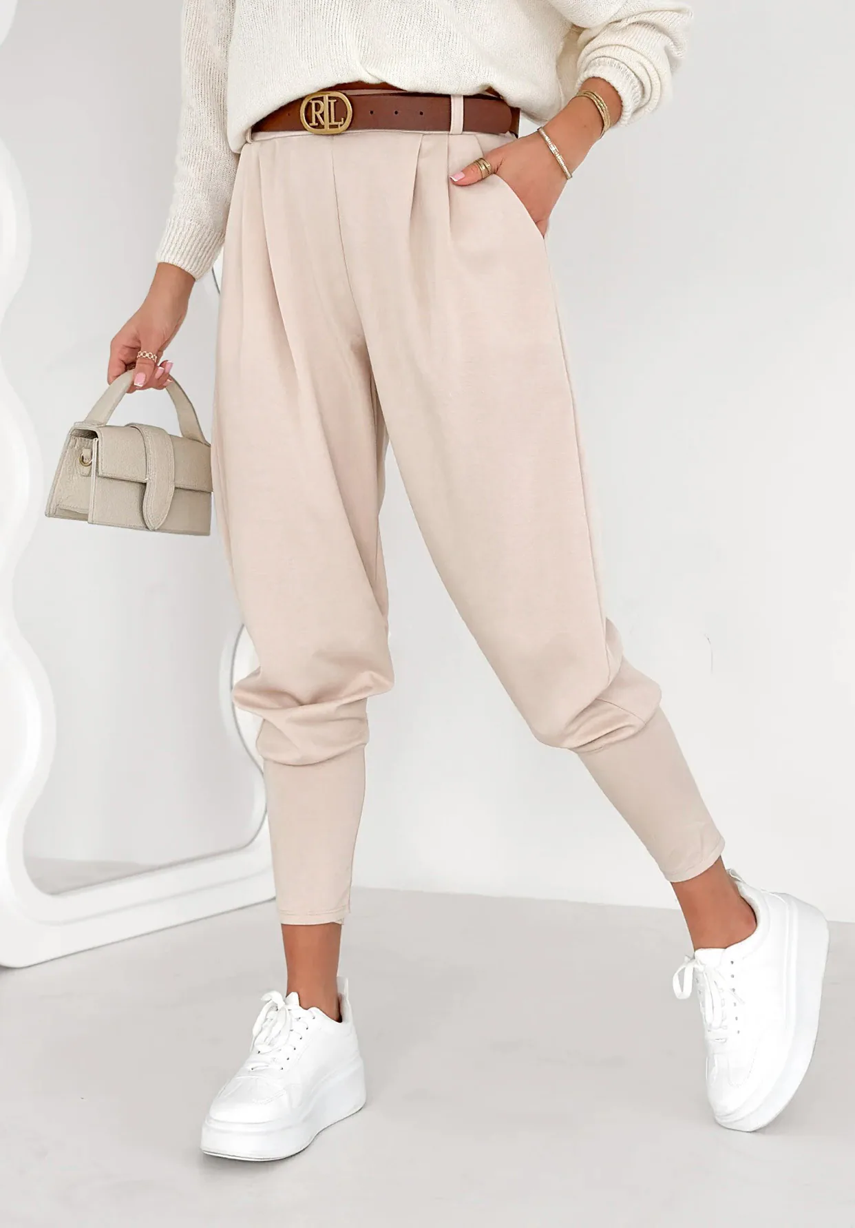ralph-hlace-s-pasom-bez-2