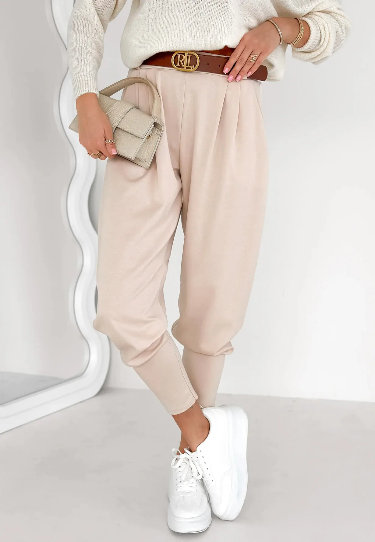 ralph-hlace-s-pasom-bez-3