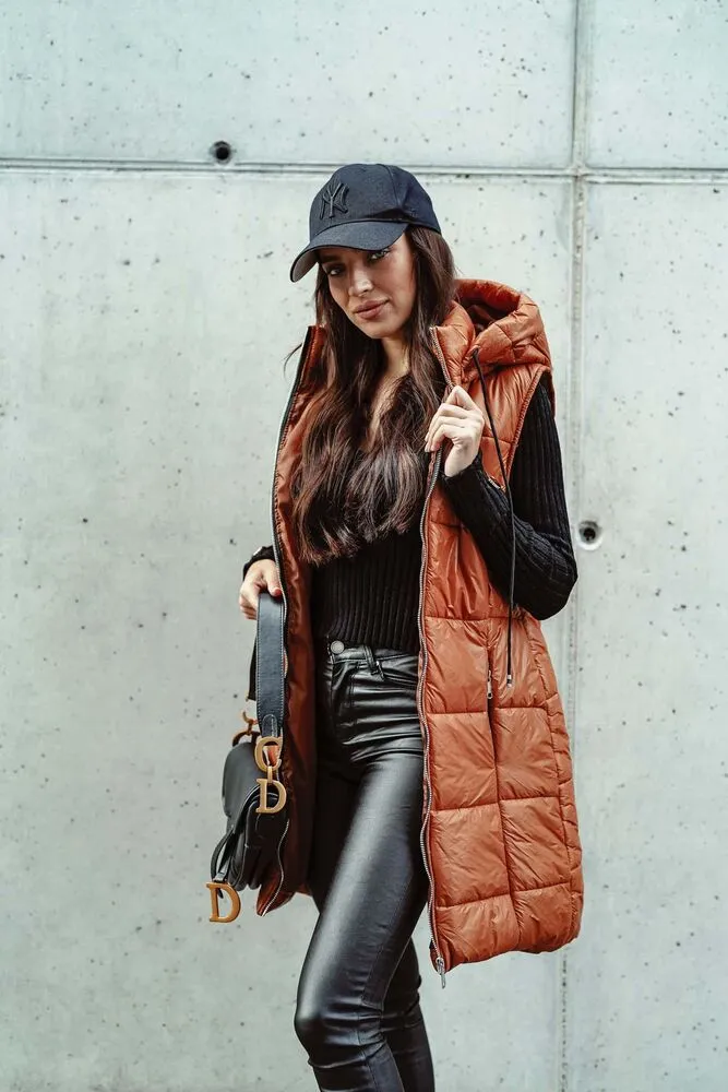 asya-brezrokavnik-camel-2