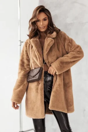 elodie-plasc-camel-1