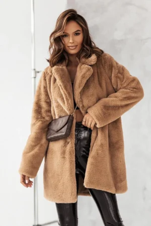 elodie-plasc-camel-1