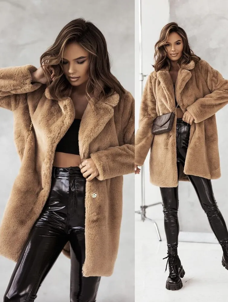 elodie-plasc-camel-4