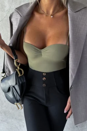 josie-crop-top-oliven-2
