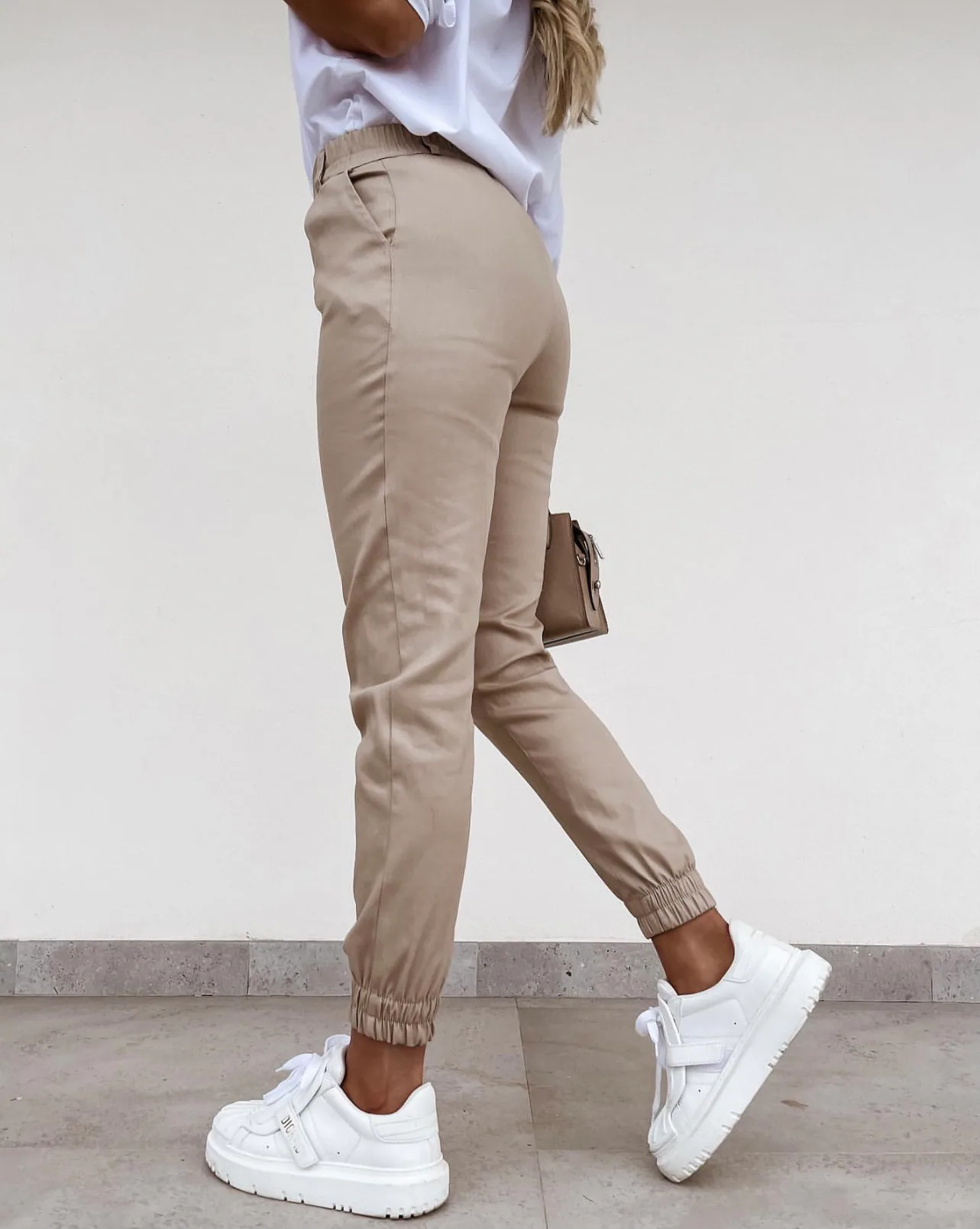 kendall-hlace-bez-5