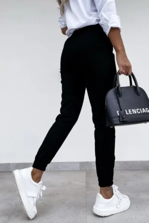 kendall-hlace-crne-3