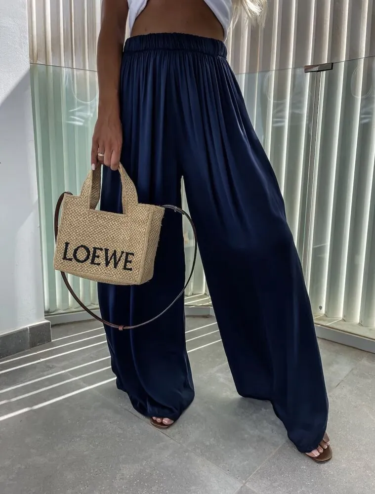 livio-hlace-iz-viskoze-temno-modre-2