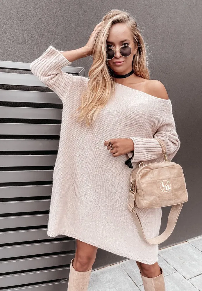 locket-oversized-pulover-obleka-bez-1