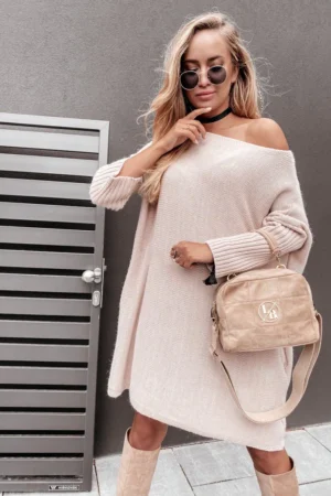 locket-oversized-pulover-obleka-bez-2