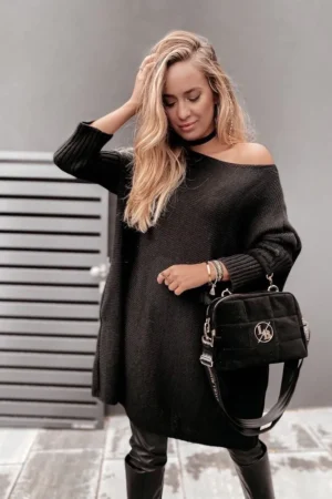 locket-oversized-pulover-obleka-crna-2