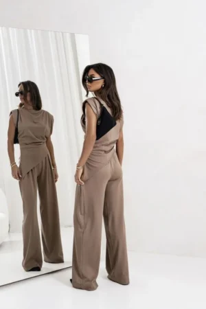 nicollete-komplet-camel-3
