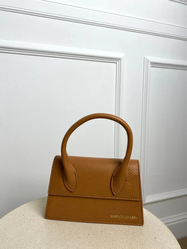 tilly-torbica-camel-1