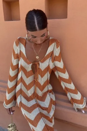 xiomara-pletena-obleka-iz-viskoze-oranzna-3