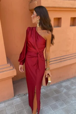 Scarlet obleka bordo