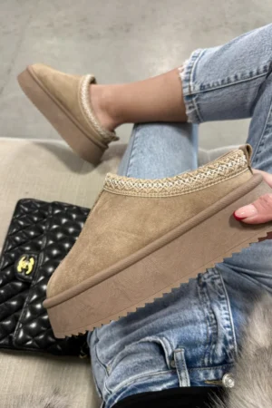 Uggy natikači khaki