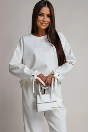 Perfect outfit komplet bel