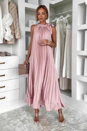 Charlotte plisirana obleka blush