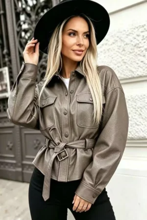 Camellia usnjena jakna mocca