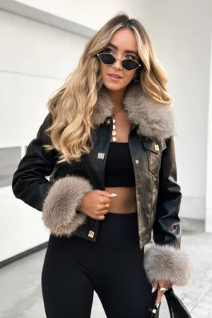 Eirwen jakna črna